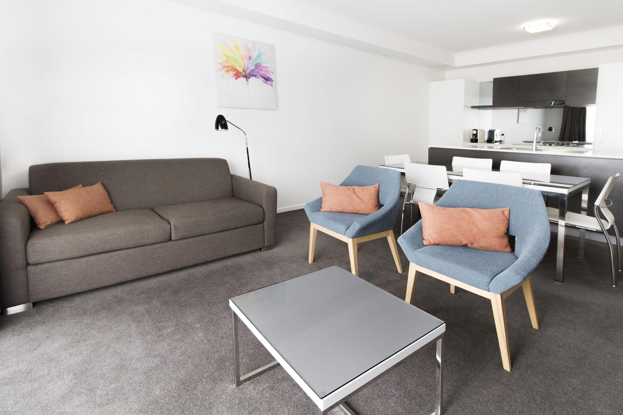Abode Tuggeranong Aparthotel Canberra Exterior foto