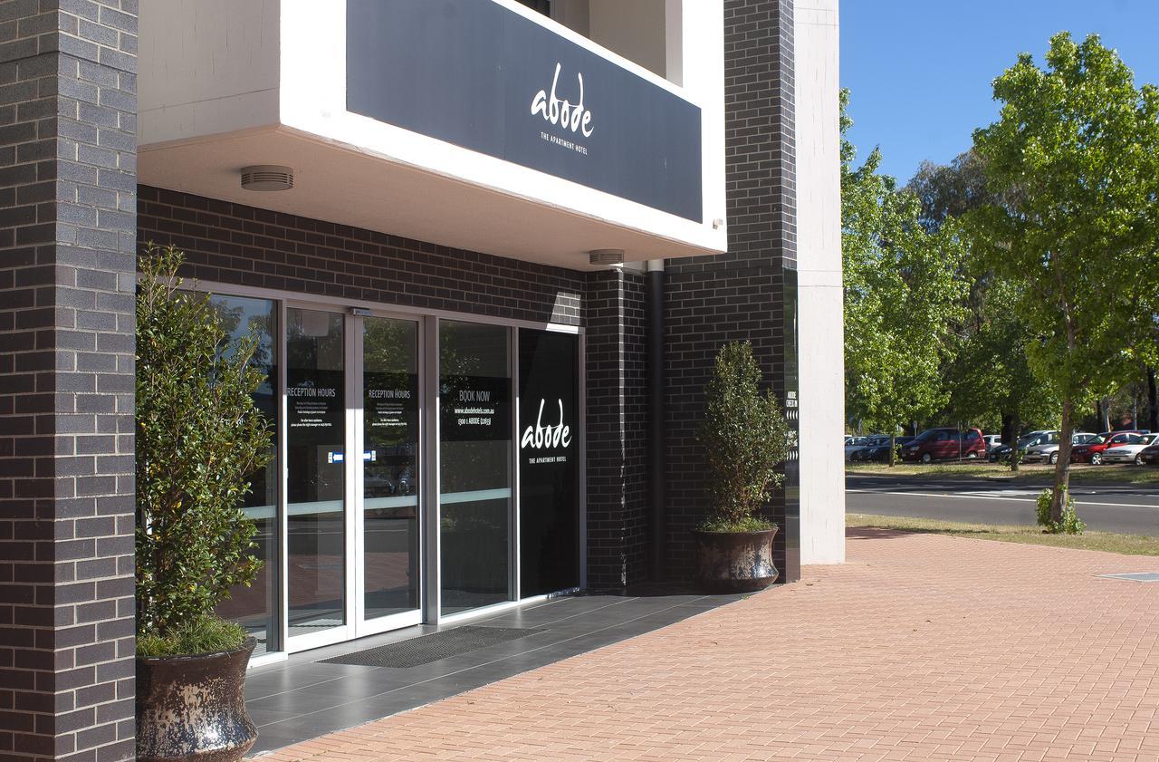 Abode Tuggeranong Aparthotel Canberra Exterior foto