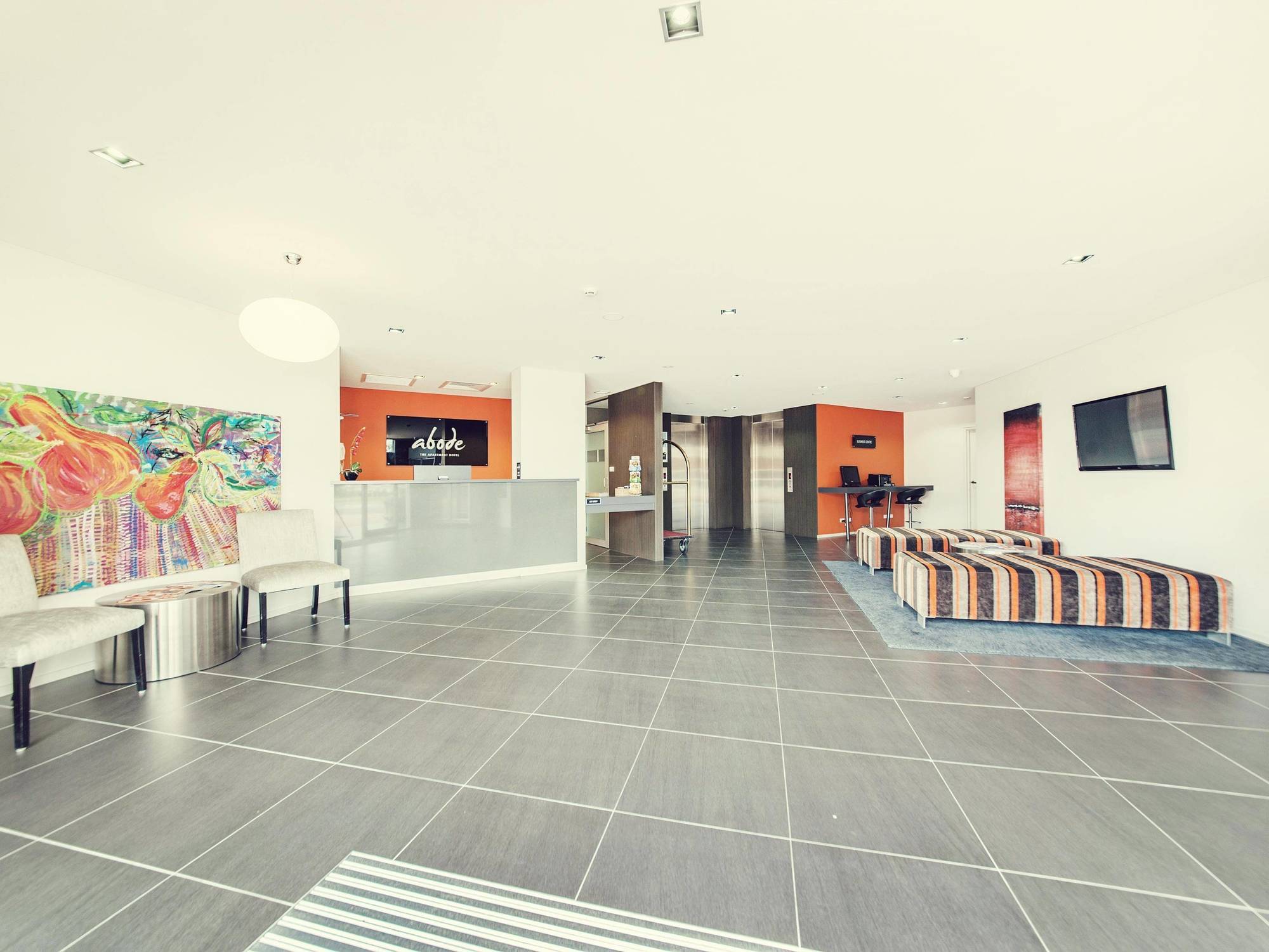 Abode Tuggeranong Aparthotel Canberra Exterior foto